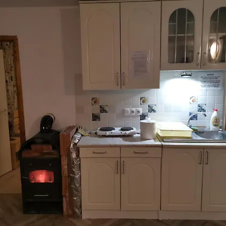 Cabanuta Fara Fite Holiday home Provita de Jos